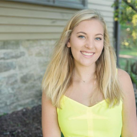 Meet your Posher, Lilli - Picture 1 of 1